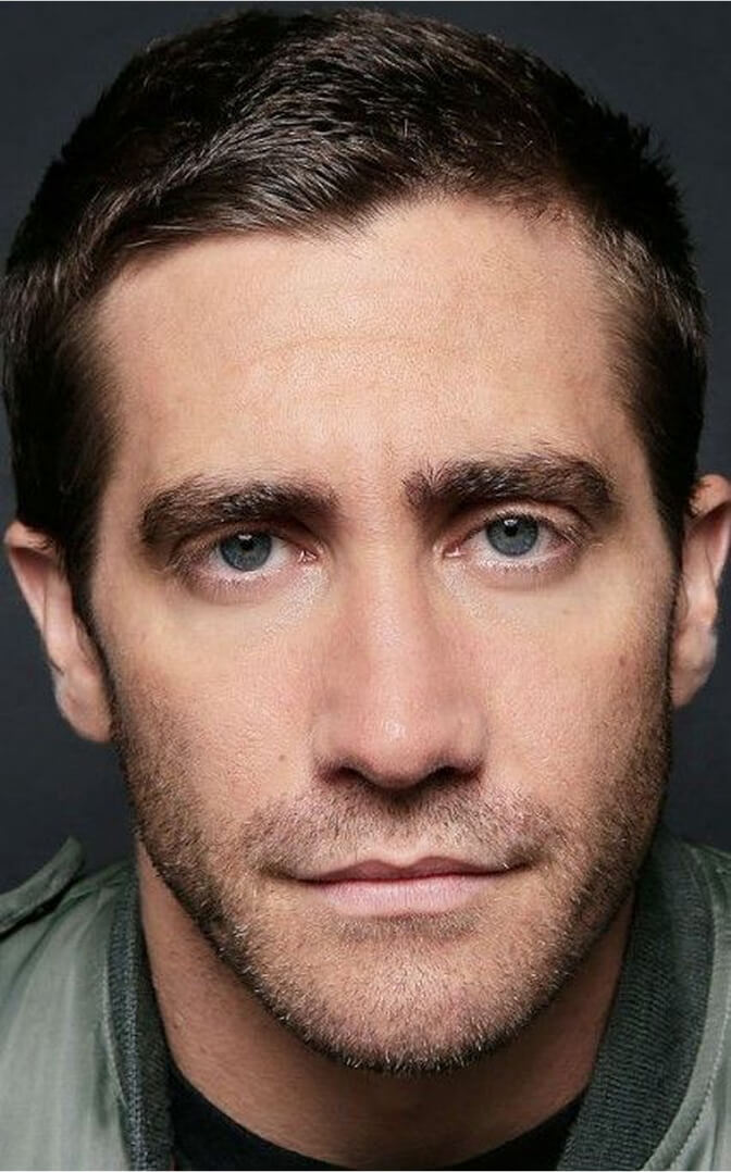 actor headshot of Jake Gyllenhaal