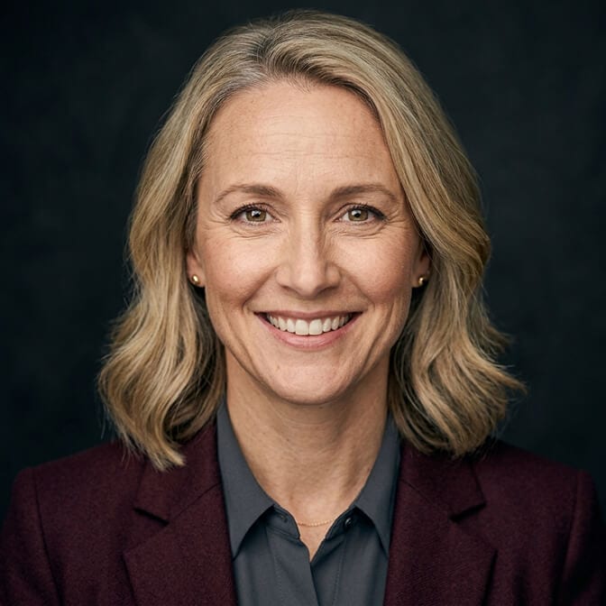 Visual checklist of the four question retouching test covering recognition, visible skin texture, present looking eyes, and the looks like you gut check