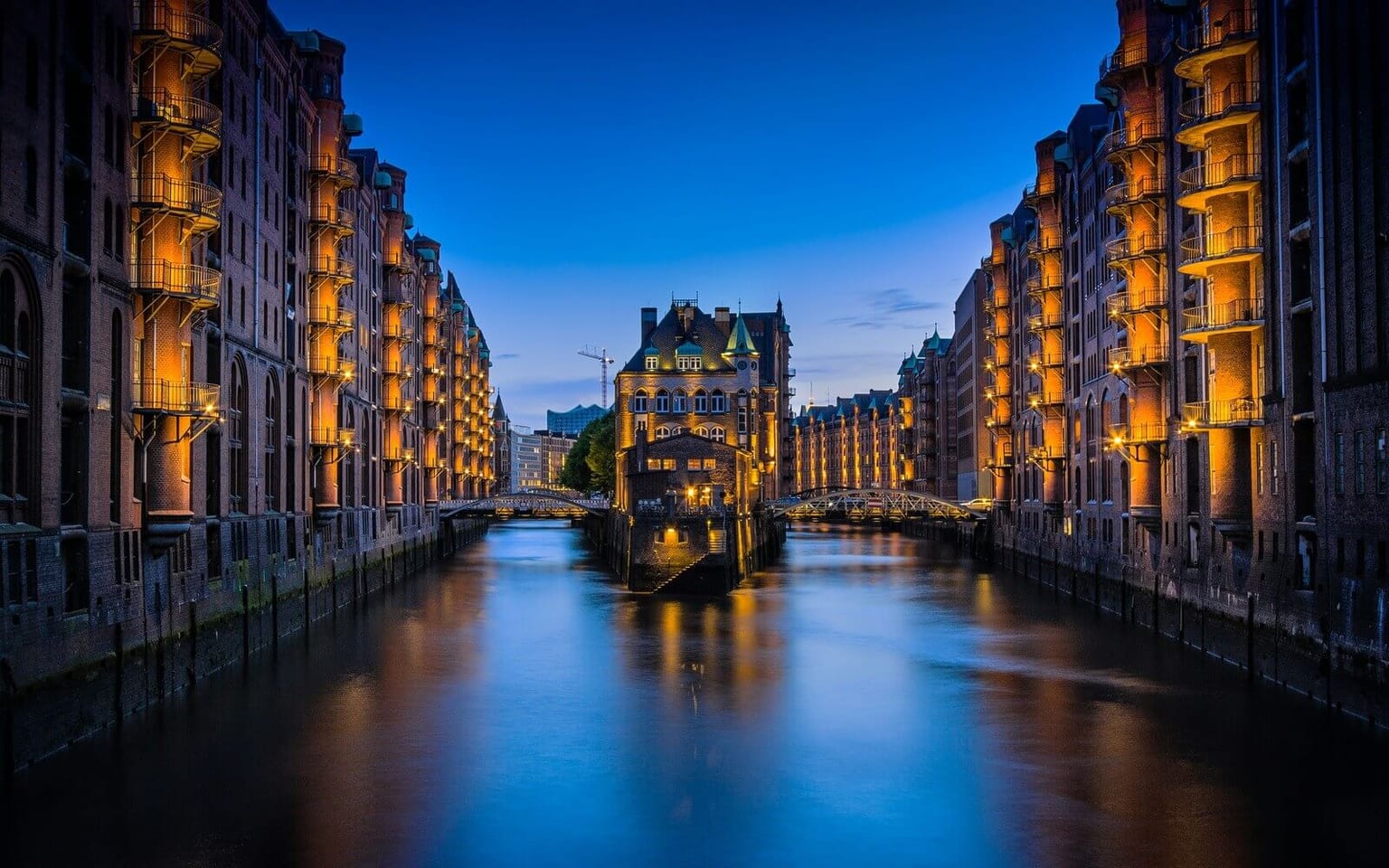 List of headshot photographers in hamburg