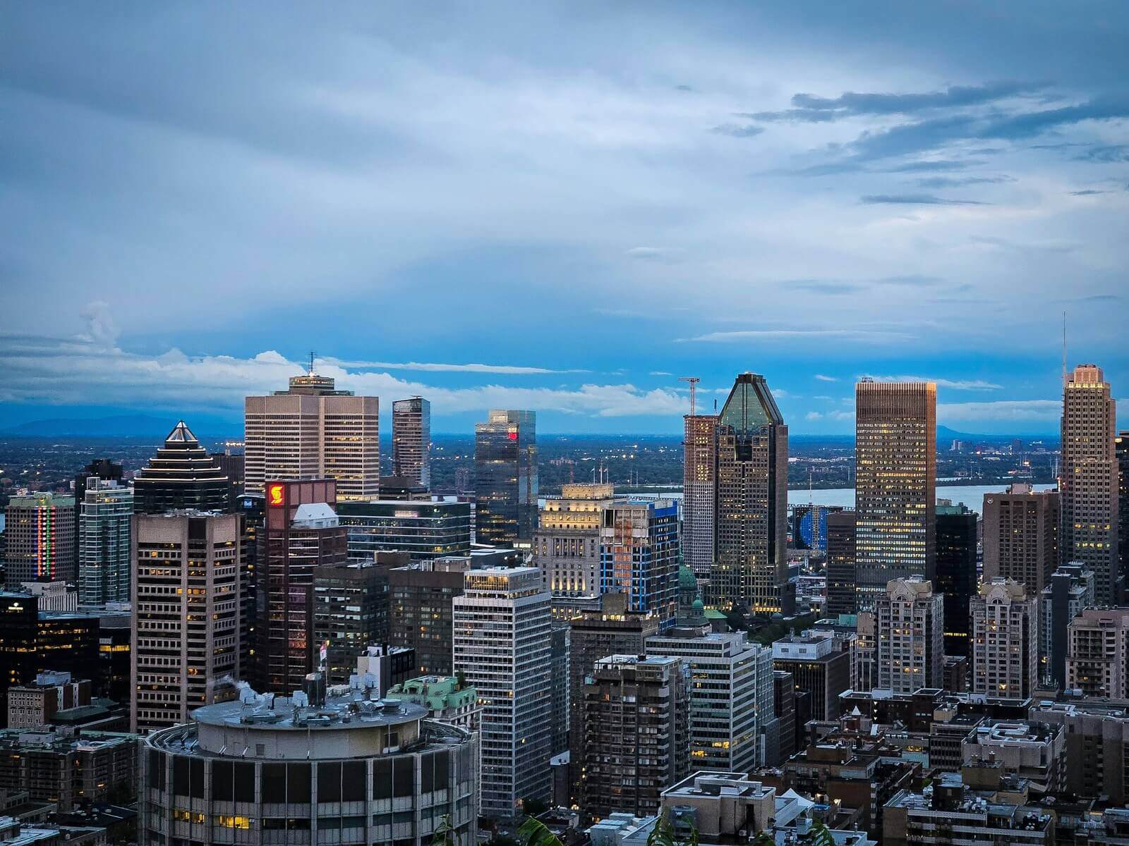 List of headshot photographers in montreal